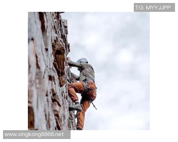 探索重庆攀岩队的运营模式与运动攀岩的深度结合之道 探索重庆攀岩队的运营模式与运动攀岩的深度结合之道