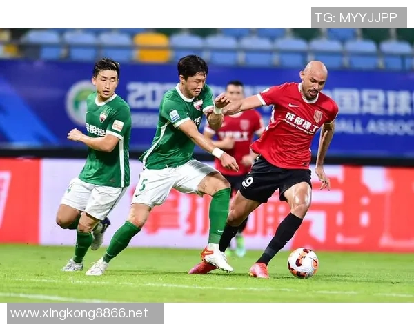 深足与蓉城对决赛后复盘分析两队节奏与战术表现的关键因素 深足与蓉城对决赛后复盘分析两队节奏与战术表现的关键因素